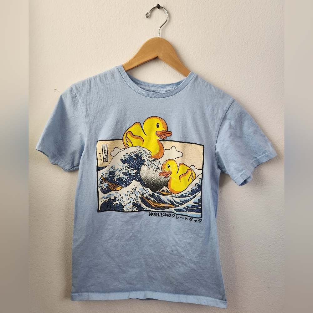 Threadless Men's The Great Duck Off Kanagawa‎ Tee Shirt Kooky Love Blue Small
